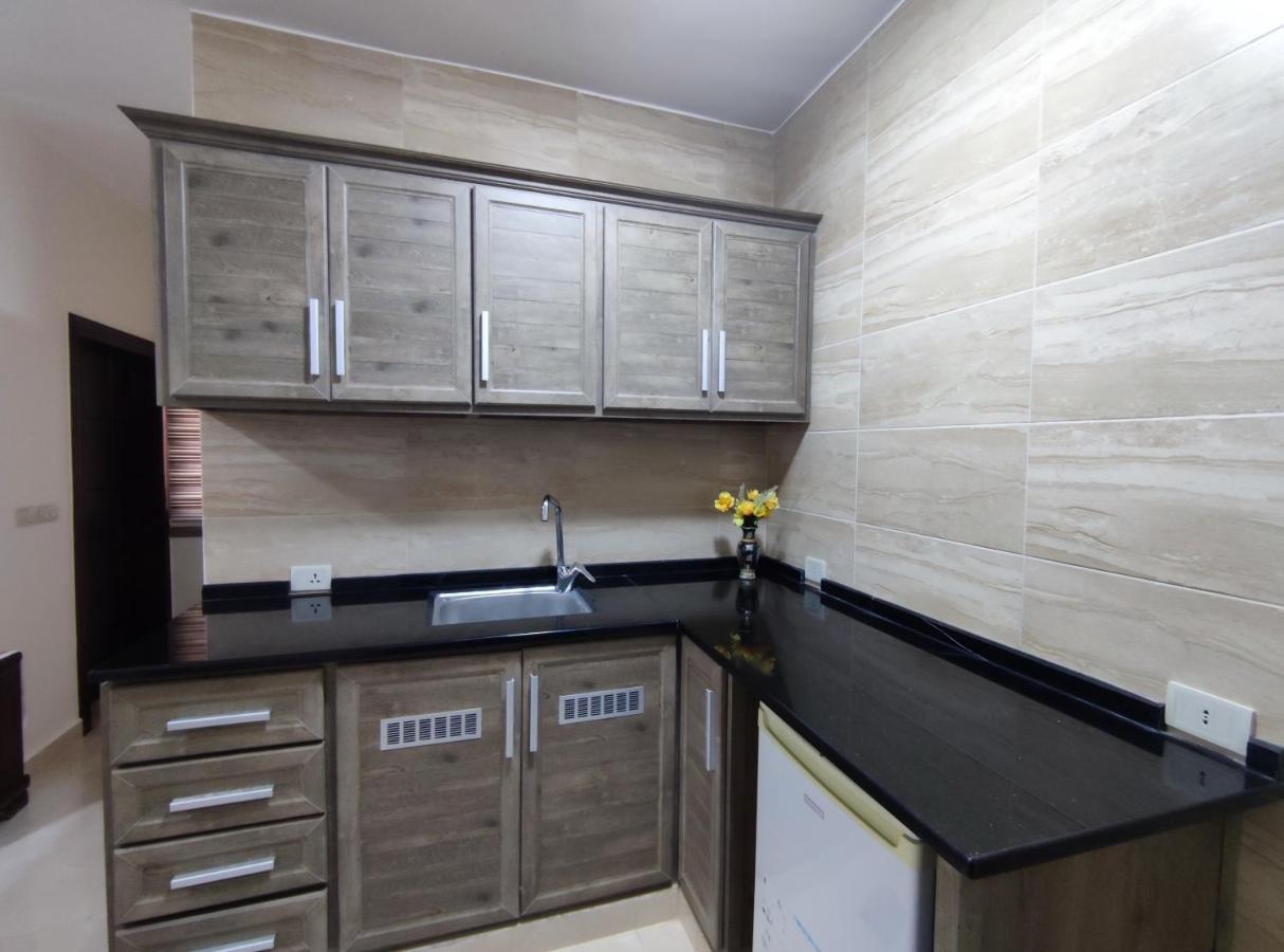 Orchid Apartment Wadi Musa Exterior photo